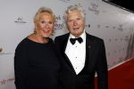 Maastricht 8 mei 2022
Premiere dagboek van en herdershond in het MECC .
Hans v hemert met partner