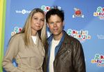 Amsterdam 1 mei 2022
Premiere 2 kleine kleutertjes bedacht door Jan Smit .
Jaap kwakman kwam met zijn vrouw en kinderen