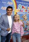 Amsterdam 1 mei 2022
Premiere 2 kleine kleutertjes bedacht door Jan Smit . Jan kwam met zijn vrouw Liza en kinderen Fem Emma en zoon Senn