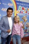 Amsterdam 1 mei 2022
Premiere 2 kleine kleutertjes bedacht door Jan Smit . Jan kwam met zijn vrouw Liza en kinderen Fem Emma en zoon Senn
