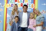 Amsterdam 1 mei 2022
Premiere 2 kleine kleutertjes bedacht door Jan Smit . Jan kwam met zijn vrouw Liza en kinderen Fem Emma en zoon Senn