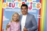 Amsterdam 1 mei 2022
Premiere 2 kleine kleutertjes bedacht door Jan Smit . Jan kwam met zijn vrouw Liza en kinderen Fem Emma en zoon Senn