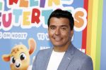Amsterdam 1 mei 2022
Premiere 2 kleine kleutertjes bedacht door Jan Smit . Jan kwam met zijn vrouw Liza en kinderen Fem Emma en zoon Senn
