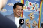 Amsterdam 1 mei 2022
Premiere 2 kleine kleutertjes bedacht door Jan Smit . Jan kwam met zijn vrouw Liza en kinderen Fem Emma en zoon Senn