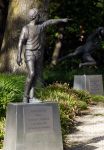 Zeist 13 mei 2022
Beelden van div grootheden uit de nedelandse voetbalgeschiedenis. Oa Ruud Gullit Johan Cruijff Edwin v d Sar Willem v Hanegem en Rinus Michels op de KNVB Campus