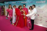 Amsterdam 20 april 2022
Premiere Costa in Tuschinski. Castleden oa , Katja Schuurman Abbey Hoes Soy Kroon Stephanie v Eer Oscar Aerts Sinan Eroglu Roeland Fernhout Tina de Bruin en Lisa Zweerman . De regisseur is Jon Karhaus en Diederik Jekel heeft het script geschreven.