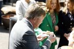 Maastricht 27 april 2022
Koningsdag wordt dit jaar in Maastricht gevierd . Aanwezig Koning Willem Alexander Koningin Maxima Prinses Amalia Prinses Alexia Prinses Ariane Prins Constantijn Prinses Laurentien Prins Maurits Prinses Marilene Prins Bernhard Prinses Annette Prins Floris Prinses Aimee Prins Pieter Christiaan en Prinses Annette.