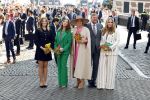 Maastricht 27 april 2022
Koningsdag wordt dit jaar in Maastricht gevierd . Aanwezig Koning Willem Alexander Koningin Maxima Prinses Amalia Prinses Alexia Prinses Ariane Prins Constantijn Prinses Laurentien Prins Maurits Prinses Marilene Prins Bernhard Prinses Annette Prins Floris Prinses Aimee Prins Pieter Christiaan en Prinses Annette.
