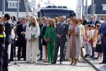 Maastricht 27 april 2022
Koningsdag wordt dit jaar in Maastricht gevierd . Aanwezig Koning Willem Alexander Koningin Maxima Prinses Amalia Prinses Alexia Prinses Ariane Prins Constantijn Prinses Laurentien Prins Maurits Prinses Marilene Prins Bernhard Prinses Annette Prins Floris Prinses Aimee Prins Pieter Christiaan en Prinses Annette.
