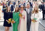 Maastricht 27 april 2022
Koningsdag wordt dit jaar in Maastricht gevierd . Aanwezig Koning Willem Alexander Koningin Maxima Prinses Amalia Prinses Alexia Prinses Ariane Prins Constantijn Prinses Laurentien Prins Maurits Prinses Marilene Prins Bernhard Prinses Annette Prins Floris Prinses Aimee Prins Pieter Christiaan en Prinses Annette.