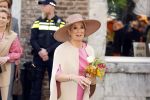 Maastricht 27 april 2022
Koningsdag wordt dit jaar in Maastricht gevierd . Aanwezig Koning Willem Alexander Koningin Maxima Prinses Amalia Prinses Alexia Prinses Ariane Prins Constantijn Prinses Laurentien Prins Maurits Prinses Marilene Prins Bernhard Prinses Annette Prins Floris Prinses Aimee Prins Pieter Christiaan en Prinses Annette.
