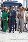Maastricht 27 april 2022
Koningsdag wordt dit jaar in Maastricht gevierd . Aanwezig Koning Willem Alexander Koningin Maxima Prinses Amalia Prinses Alexia Prinses Ariane Prins Constantijn Prinses Laurentien Prins Maurits Prinses Marilene Prins Bernhard Prinses Annette Prins Floris Prinses Aimee Prins Pieter Christiaan en Prinses Annette.