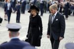 Amsterdam 4 m2i 2022
Dodenherdenking op de dam . Aanwezig oa Koning Willem Alexander Koningin Maxima Mark Rutte en burgemeester Femke Halsema .