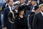 Amsterdam 4 m2i 2022
Dodenherdenking op de dam . Aanwezig oa Koning Willem Alexander Koningin Maxima Mark Rutte en burgemeester Femke Halsema .