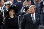Amsterdam 4 m2i 2022
Dodenherdenking op de dam . Aanwezig oa Koning Willem Alexander Koningin Maxima Mark Rutte en burgemeester Femke Halsema .