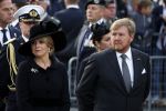 Amsterdam 4 m2i 2022
Dodenherdenking op de dam . Aanwezig oa Koning Willem Alexander Koningin Maxima Mark Rutte en burgemeester Femke Halsema .