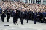 Amsterdam 4 m2i 2022
Dodenherdenking op de dam . Aanwezig oa Koning Willem Alexander Koningin Maxima Mark Rutte en burgemeester Femke Halsema .