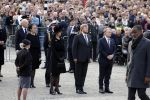 Amsterdam 4 m2i 2022
Dodenherdenking op de dam . Aanwezig oa Koning Willem Alexander Koningin Maxima Mark Rutte en burgemeester Femke Halsema .
