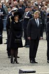 Amsterdam 4 m2i 2022
Dodenherdenking op de dam . Aanwezig oa Koning Willem Alexander Koningin Maxima Mark Rutte en burgemeester Femke Halsema .