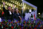 Amsterdam 5 mei 2022
5 mei concert op de amstel bij Carre met oa aanwezig Koning Willem Alexander en Koningin Maxima .