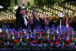 Amsterdam 5 mei 2022
5 mei concert op de amstel bij Carre met oa aanwezig Koning Willem Alexander en Koningin Maxima .