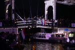 Amsterdam 5 mei 2022
5 mei concert op de amstel bij Carre met oa aanwezig Koning Willem Alexander en Koningin Maxima .