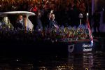 Amsterdam 5 mei 2022
5 mei concert op de amstel bij Carre met oa aanwezig Koning Willem Alexander en Koningin Maxima .