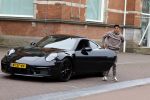 Amsterdam 3 mei 2022
Lik Kleine in zijn nieuwe porsche 911 in amsterdam zuid