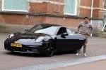 Amsterdam 3 mei 2022
Lik Kleine in zijn nieuwe porsche 911 in amsterdam zuid
