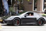 Amsterdam 3 mei 2022
Lik Kleine in zijn nieuwe porsche 911 in amsterdam zuid