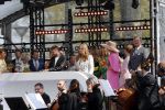 Maastricht 27 april 2022
Koningsdag wordt dit jaar in Maastricht gevierd . Aanwezig Koning Willem Alexander Koningin Maxima Prinses Amalia Prinses Alexia Prinses Ariane Prins Constantijn Prinses Laurentien Prins Maurits Prinses Marilene Prins Bernhard Prinses Annette Prins Floris Prinses Aimee Prins Pieter Christiaan en Prinses Annette. Lucas en Steve