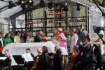 Maastricht 27 april 2022
Koningsdag wordt dit jaar in Maastricht gevierd . Aanwezig Koning Willem Alexander Koningin Maxima Prinses Amalia Prinses Alexia Prinses Ariane Prins Constantijn Prinses Laurentien Prins Maurits Prinses Marilene Prins Bernhard Prinses Annette Prins Floris Prinses Aimee Prins Pieter Christiaan en Prinses Annette. Lucas en Steve