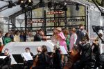 Maastricht 27 april 2022
Koningsdag wordt dit jaar in Maastricht gevierd . Aanwezig Koning Willem Alexander Koningin Maxima Prinses Amalia Prinses Alexia Prinses Ariane Prins Constantijn Prinses Laurentien Prins Maurits Prinses Marilene Prins Bernhard Prinses Annette Prins Floris Prinses Aimee Prins Pieter Christiaan en Prinses Annette. Lucas en Steve