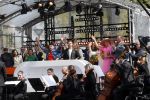 Maastricht 27 april 2022
Koningsdag wordt dit jaar in Maastricht gevierd . Aanwezig Koning Willem Alexander Koningin Maxima Prinses Amalia Prinses Alexia Prinses Ariane Prins Constantijn Prinses Laurentien Prins Maurits Prinses Marilene Prins Bernhard Prinses Annette Prins Floris Prinses Aimee Prins Pieter Christiaan en Prinses Annette. Lucas en Steve