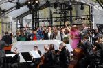 Maastricht 27 april 2022
Koningsdag wordt dit jaar in Maastricht gevierd . Aanwezig Koning Willem Alexander Koningin Maxima Prinses Amalia Prinses Alexia Prinses Ariane Prins Constantijn Prinses Laurentien Prins Maurits Prinses Marilene Prins Bernhard Prinses Annette Prins Floris Prinses Aimee Prins Pieter Christiaan en Prinses Annette. Lucas en Steve