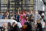 Maastricht 27 april 2022
Koningsdag wordt dit jaar in Maastricht gevierd . Aanwezig Koning Willem Alexander Koningin Maxima Prinses Amalia Prinses Alexia Prinses Ariane Prins Constantijn Prinses Laurentien Prins Maurits Prinses Marilene Prins Bernhard Prinses Annette Prins Floris Prinses Aimee Prins Pieter Christiaan en Prinses Annette. Lucas en Steve