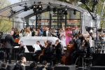 Maastricht 27 april 2022
Koningsdag wordt dit jaar in Maastricht gevierd . Aanwezig Koning Willem Alexander Koningin Maxima Prinses Amalia Prinses Alexia Prinses Ariane Prins Constantijn Prinses Laurentien Prins Maurits Prinses Marilene Prins Bernhard Prinses Annette Prins Floris Prinses Aimee Prins Pieter Christiaan en Prinses Annette. Lucas en Steve