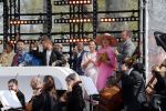 Maastricht 27 april 2022
Koningsdag wordt dit jaar in Maastricht gevierd . Aanwezig Koning Willem Alexander Koningin Maxima Prinses Amalia Prinses Alexia Prinses Ariane Prins Constantijn Prinses Laurentien Prins Maurits Prinses Marilene Prins Bernhard Prinses Annette Prins Floris Prinses Aimee Prins Pieter Christiaan en Prinses Annette. Lucas en Steve