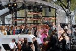 Maastricht 27 april 2022
Koningsdag wordt dit jaar in Maastricht gevierd . Aanwezig Koning Willem Alexander Koningin Maxima Prinses Amalia Prinses Alexia Prinses Ariane Prins Constantijn Prinses Laurentien Prins Maurits Prinses Marilene Prins Bernhard Prinses Annette Prins Floris Prinses Aimee Prins Pieter Christiaan en Prinses Annette. Lucas en Steve