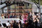 Maastricht 27 april 2022
Koningsdag wordt dit jaar in Maastricht gevierd . Aanwezig Koning Willem Alexander Koningin Maxima Prinses Amalia Prinses Alexia Prinses Ariane Prins Constantijn Prinses Laurentien Prins Maurits Prinses Marilene Prins Bernhard Prinses Annette Prins Floris Prinses Aimee Prins Pieter Christiaan en Prinses Annette. Lucas en Steve