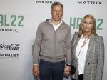 Utrecht 24 april 2022
Opening hal 22.        ( Padel bowling fitness en squash)
De eigenaren zijn Marco v Basten Frank Rijkaard Parry Overeem Barry Atsma en Edwin Oosterlaar. Marco kwam met zijn vrouw Liesbeth