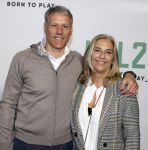 Utrecht 24 april 2022
Opening hal 22.        ( Padel bowling fitness en squash)
De eigenaren zijn Marco v Basten Frank Rijkaard Parry Overeem Barry Atsma en Edwin Oosterlaar. Marco kwam met zijn vrouw Liesbeth