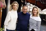Amsterdam 
Marielle Smit met haar compagnon Lotte Brunninkhuis . Moba Aoulad heeft hun bedrijf overgenomen