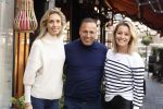 Amsterdam 
Marielle Smit met haar compagnon Lotte Brunninkhuis . Moba Aoulad heeft hun bedrijf overgenomen