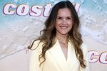 Amsterdam 20 april 2022
Premiere Costa in Tuschinski. Castleden oa , Katja Schuurman Abbey Hoes Soy Kroon Stephanie v Eer Oscar Aerts Sinan Eroglu Roeland Fernhout Tina de Bruin en Lisa Zweerman . De regisseur is Jon Karhaus en Diederik Jekel heeft het script geschreven. Marly v d Velden kwam met partner Mike Meijer