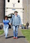 Enkhuizen 2 mei 2022
Peter Faber met zijn engelse vrouw Rosanna . Peter opent binnekort een expositie in Enkhuizen