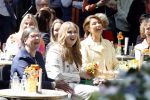 Maastricht 27 april 2022
Koningsdag wordt dit jaar in Maastricht gevierd . Aanwezig Koning Willem Alexander Koningin Maxima Prinses Amalia Prinses Alexia Prinses Ariane Prins Constantijn Prinses Laurentien Prins Maurits Prinses Marilene Prins Bernhard Prinses Annette Prins Floris Prinses Aimee Prins Pieter Christiaan en Prinses Annette.