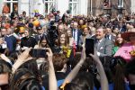 Maastricht 27 april 2022
Koningsdag wordt dit jaar in Maastricht gevierd . Aanwezig Koning Willem Alexander Koningin Maxima Prinses Amalia Prinses Alexia Prinses Ariane Prins Constantijn Prinses Laurentien Prins Maurits Prinses Marilene Prins Bernhard Prinses Annette Prins Floris Prinses Aimee Prins Pieter Christiaan en Prinses Annette.