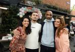 Amsterdam 29 april 2022
Opening Restaurant Poppys van Moise Trustfull Carola Kirschbaum en Britt Scholte in de amsterdamse pijp. Moise en haar broer Kayne en vader Orlando Trustfull en moeder Quinty