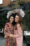 Amsterdam 29 april 2022
Opening Restaurant Poppys van Moise Trustfull Carola Kirschbaum en Britt Scholte in de amsterdamse pijp. Moise en Quinty Trustfull